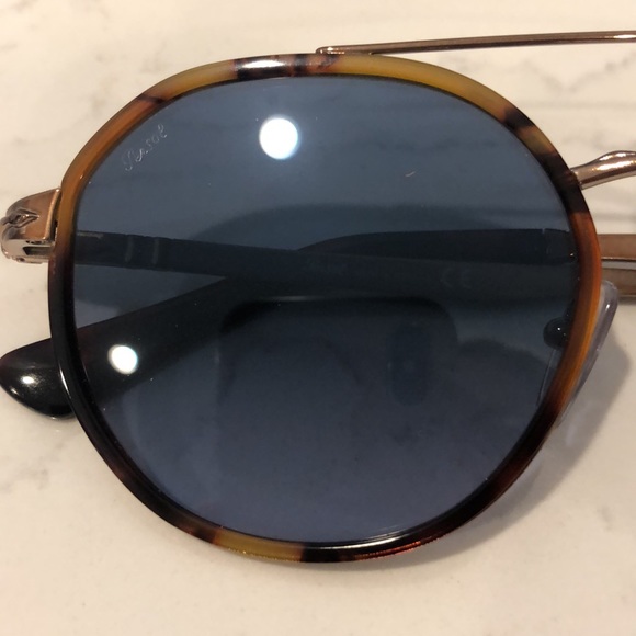 Brand new Persol sunglasses (come with box) - Picture 2 of 6